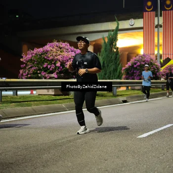 Runner Photo 6393773