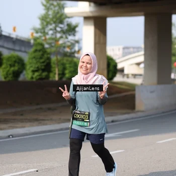 Runner Photo 6393798
