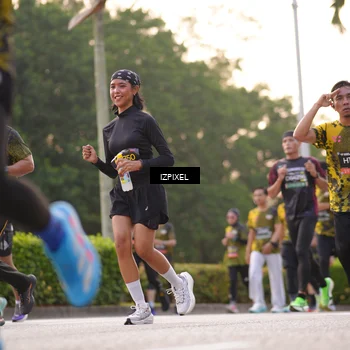 Runner Photo 6393830