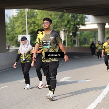 Runner Photo 6393831
