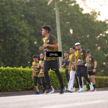 Runner Photo 6393962