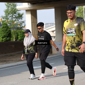 Runner Photo 6394036