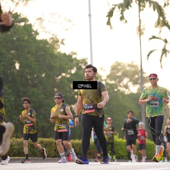 Runner Photo 6394057