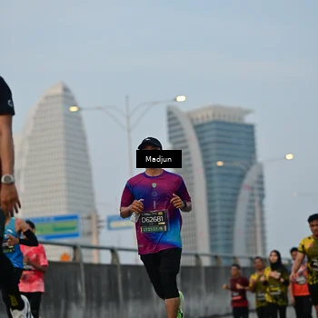 Runner Photo 6394059