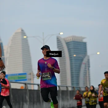 Runner Photo 6394065