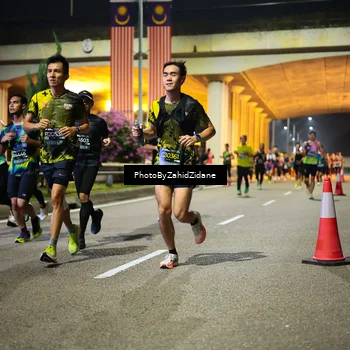 Runner Photo 6394091