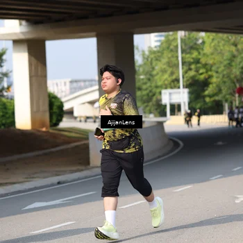 Runner Photo 6394150