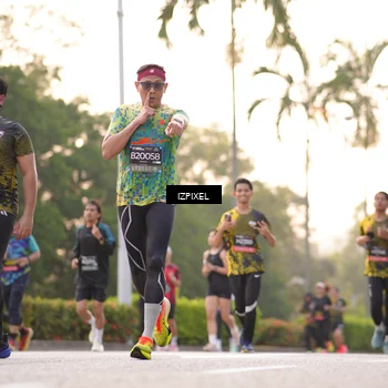 Runner Photo 6394179
