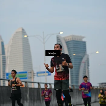 Runner Photo 6394220