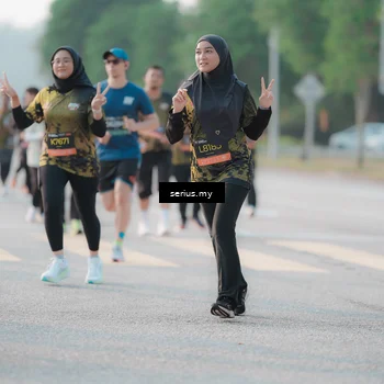 Runner Photo 6394265