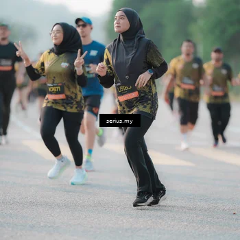 Runner Photo 6394273