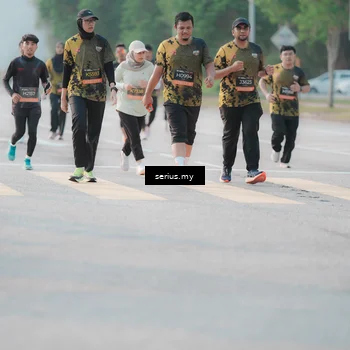 Runner Photo 6394275