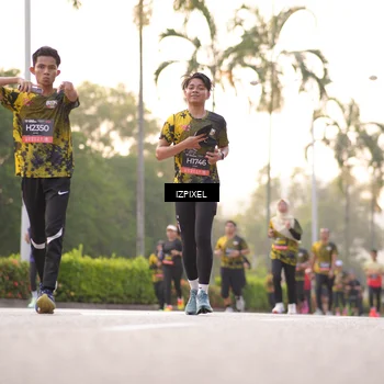 Runner Photo 6394280