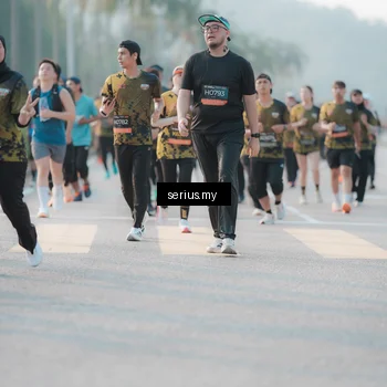 Runner Photo 6394297