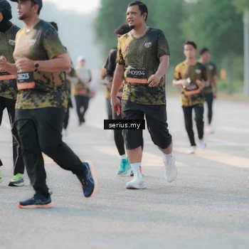 Runner Photo 6394316