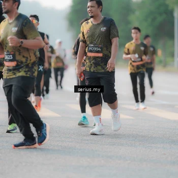 Runner Photo 6394318