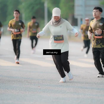 Runner Photo 6394322