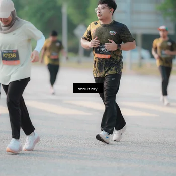 Runner Photo 6394338
