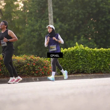 Runner Photo 6394350