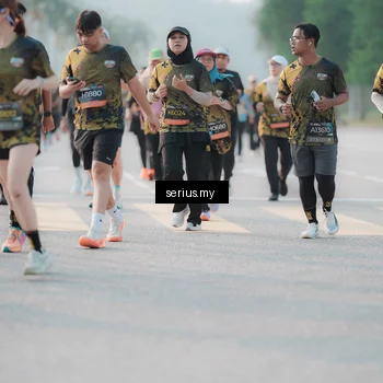 Runner Photo 6394353