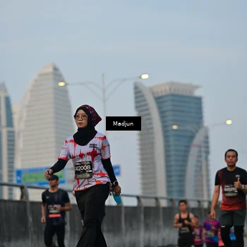 Runner Photo 6394358