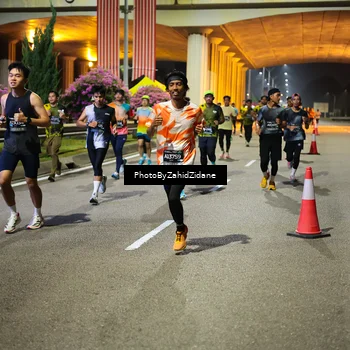 Runner Photo 6394368