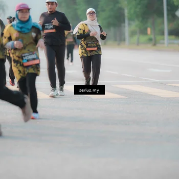 Runner Photo 6394373