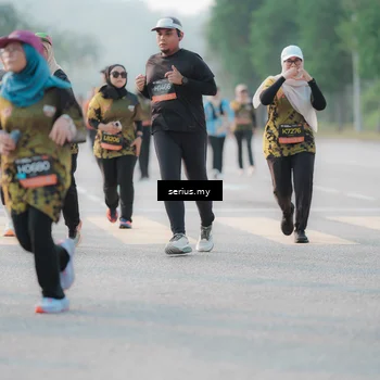 Runner Photo 6394386