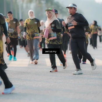 Runner Photo 6394398