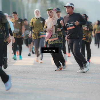 Runner Photo 6394405