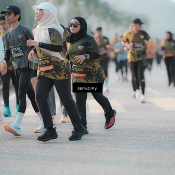 Runner Photo 6394420