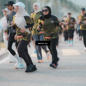 Runner Photo 6394430