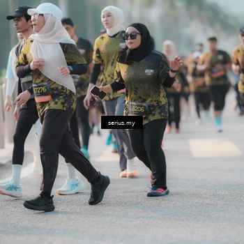 Runner Photo 6394436