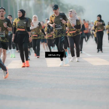 Runner Photo 6394442