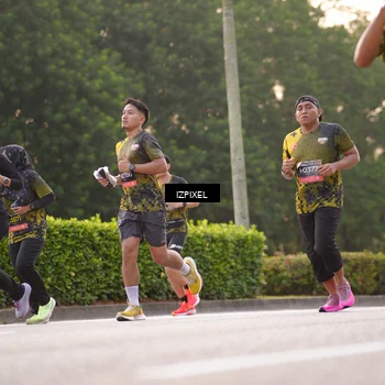 Runner Photo 6394443