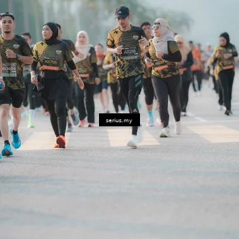 Runner Photo 6394445