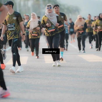 Runner Photo 6394454