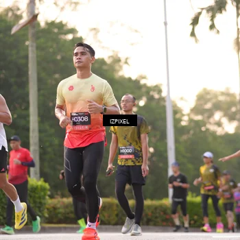 Runner Photo 6394455