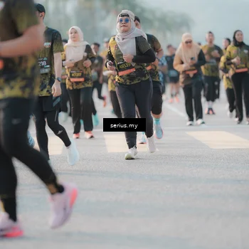 Runner Photo 6394468