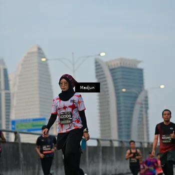 Runner Photo 6394469