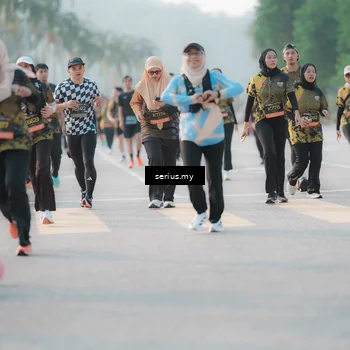 Runner Photo 6394515