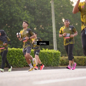 Runner Photo 6394518