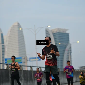 Runner Photo 6394527