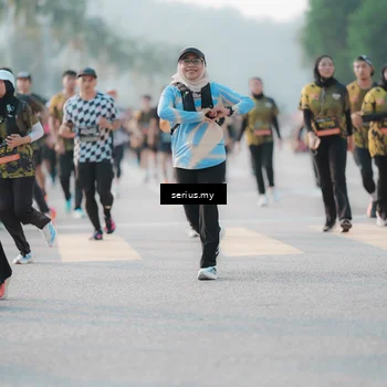 Runner Photo 6394528