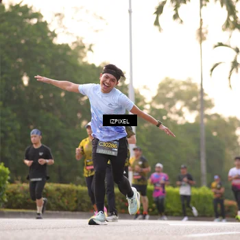 Runner Photo 6394529