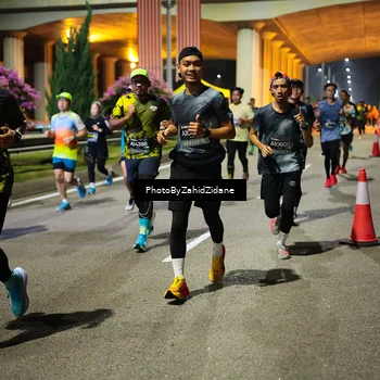 Runner Photo 6394551