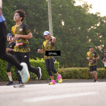Runner Photo 6394613