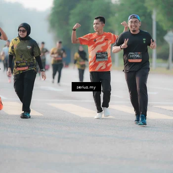 Runner Photo 6394615