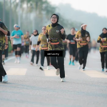 Runner Photo 6394670