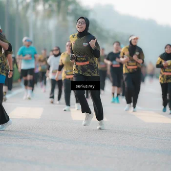 Runner Photo 6394673
